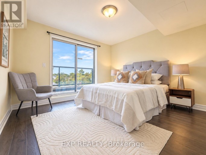 204 - 728 SHEPPARD AVENUE W, Toronto (Bathurst Manor), Ontario, M3H2S8