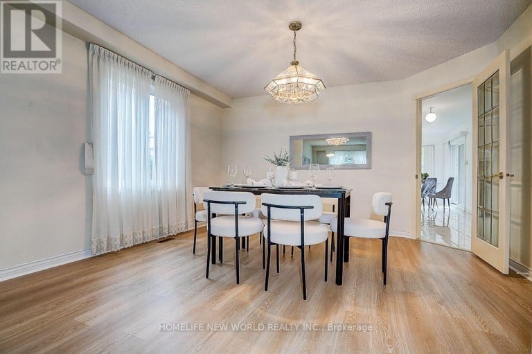 51 LEIGHLAND DRIVE, Markham (Unionville), Ontario, L3R7R8