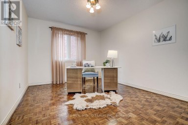 51 LEIGHLAND DRIVE Markham (Unionville) Ontario photo 13