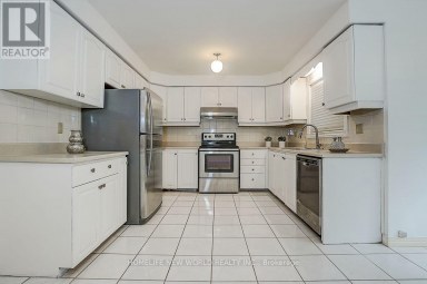 51 LEIGHLAND DRIVE Markham (Unionville) Ontario photo 20