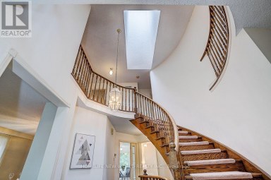 51 LEIGHLAND DRIVE Markham (Unionville) Ontario photo 4