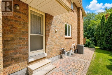 51 LEIGHLAND DRIVE Markham (Unionville) Ontario photo 48