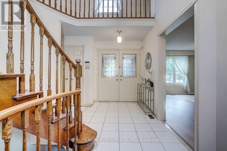 51 LEIGHLAND DRIVE, Markham (Unionville), Ontario, L3R7R8