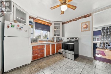 170 MOIRA STREET W Belleville (Belleville Ward) Ontario photo 12