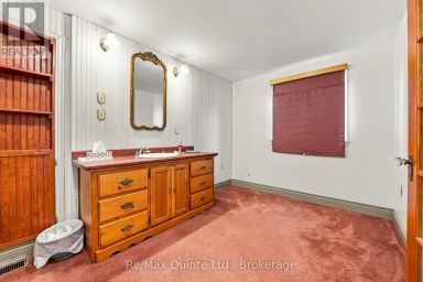 170 MOIRA STREET W Belleville (Belleville Ward) Ontario photo 17