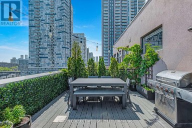 PH2 - 736 DUNDAS STREET E Toronto (Regent Park) Ontario photo 13