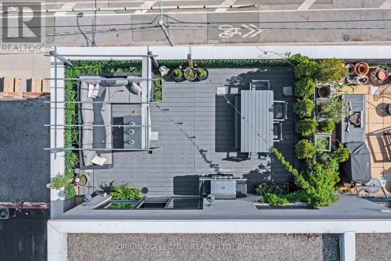 PH2 - 736 DUNDAS STREET E, Toronto (Regent Park), Ontario, M5A2C5