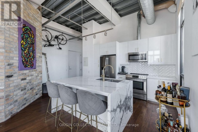 PH2 - 736 DUNDAS STREET E, Toronto (Regent Park), Ontario, M5A2C5