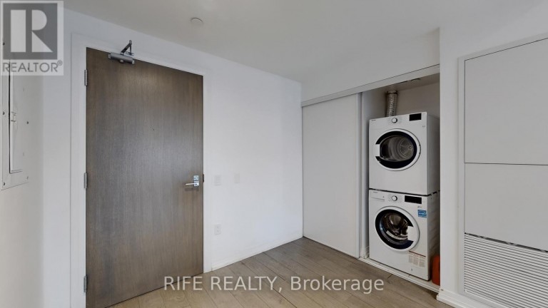 830 - 251 JARVIS STREET, Toronto (Church-Yonge Corridor), Ontario, M5B0C3