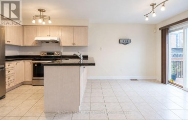 150 MATTEO DAVID DRIVE Richmond Hill (Rouge Woods) Ontario photo 4