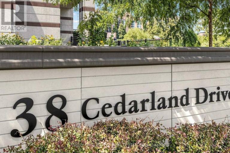 901 - 38 CEDARLAND DRIVE, Markham (Unionville), Ontario, L6G1C7