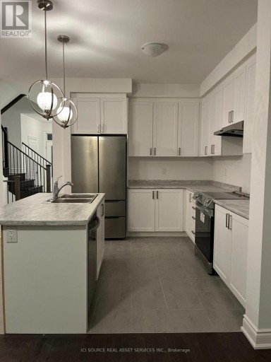 8 AUTUMN DRIVE, Wasaga Beach, Ontario, L9Z0K7
