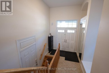 518 WETTLAUFER TERRACE Milton (SC Scott) Ontario photo 3