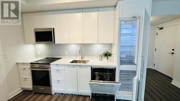 1011 - 4130 PARKSIDE VILLAGE DRIVE, Mississauga (City Centre), Ontario, L5B0L7