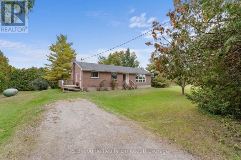 100 MOLONEY LINE, Selwyn, Ontario, K0L1T0