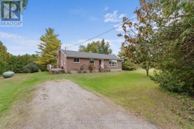 100 MOLONEY LINE Selwyn Ontario photo 20