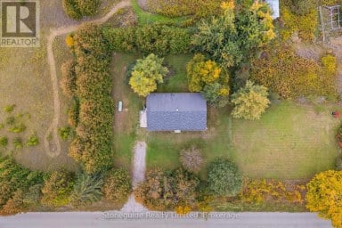 100 MOLONEY LINE Selwyn Ontario photo 25