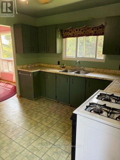 100 MOLONEY LINE, Selwyn, Ontario, K0L1T0