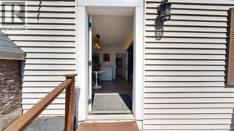 83 Guilford Street, Saint John, New Brunswick, E2M1V5