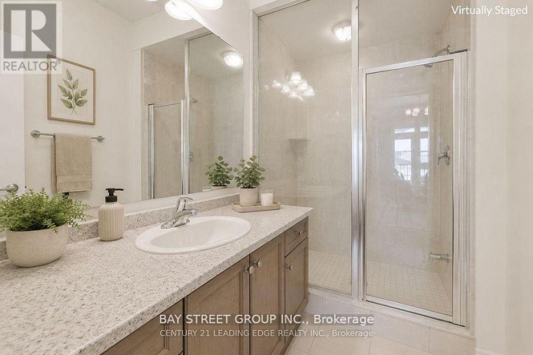 15 ALICIA LANE, Markham (Box Grove), Ontario, L6B1N7