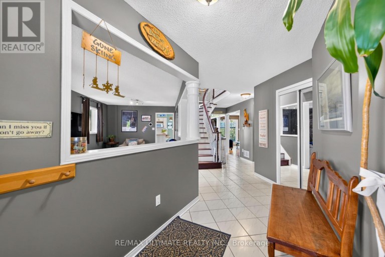 96 CRESTHAVEN ROAD, Brampton (Snelgrove), Ontario, L7A1H8