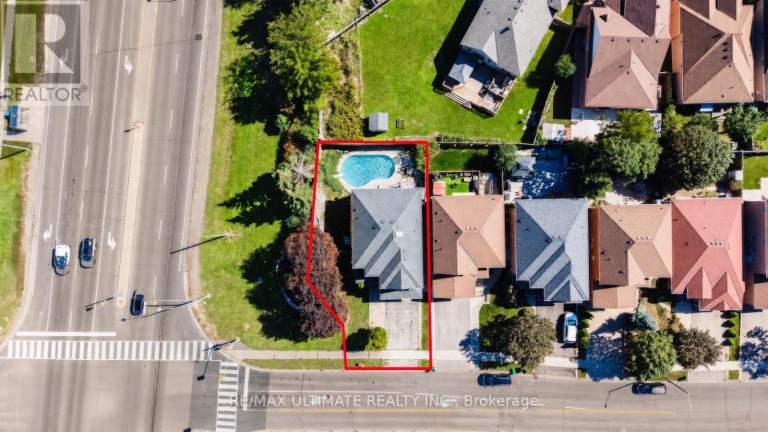96 CRESTHAVEN ROAD, Brampton (Snelgrove), Ontario, L7A1H8