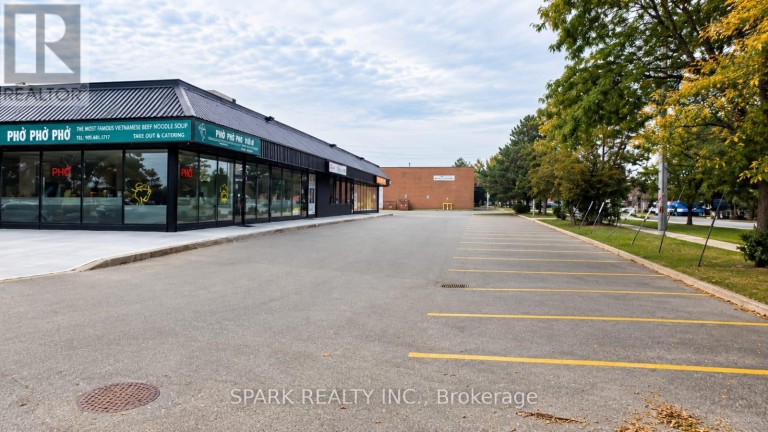 1125 DERRY ROAD E, Mississauga (Northeast), Ontario, L5T1P3