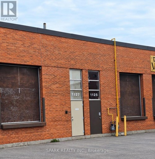 1125 DERRY ROAD E, Mississauga (Northeast), Ontario, L5T1P3