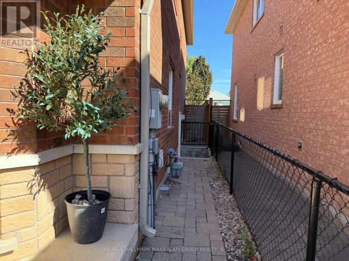 BASEMENT - 83 ALOE AVENUE, Richmond Hill (Oak Ridges Lake Wilcox), Ontario, L4E4N1