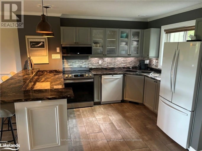 570 OXBOW CRESCENT, Collingwood, Ontario, L9Y5B4