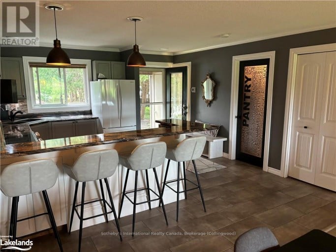 570 OXBOW CRESCENT, Collingwood, Ontario, L9Y5B4