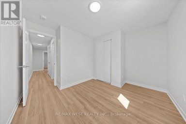 775 UTOPIE PRIVATE Ottawa Ontario photo 28