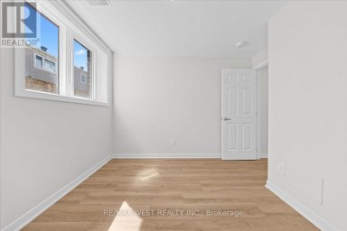 775 UTOPIE PRIVATE Ottawa Ontario photo 29