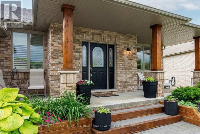 33 SOUTH HARBOUR DRIVE, Kawartha Lakes (Bobcaygeon), Ontario, K0M1A0