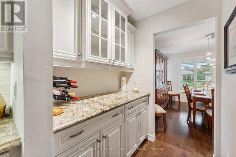 33 SOUTH HARBOUR DRIVE, Kawartha Lakes (Bobcaygeon), Ontario, K0M1A0