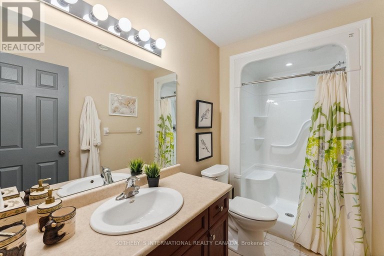 33 SOUTH HARBOUR DRIVE, Kawartha Lakes (Bobcaygeon), Ontario, K0M1A0