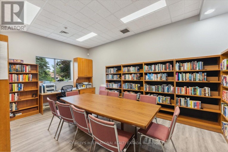 33 SOUTH HARBOUR DRIVE, Kawartha Lakes (Bobcaygeon), Ontario, K0M1A0