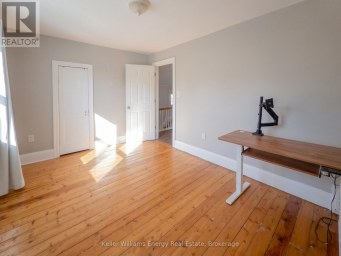 204 GIBB STREET Oshawa (Vanier) Ontario photo 15