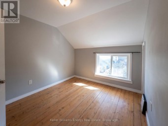 204 GIBB STREET Oshawa (Vanier) Ontario photo 16