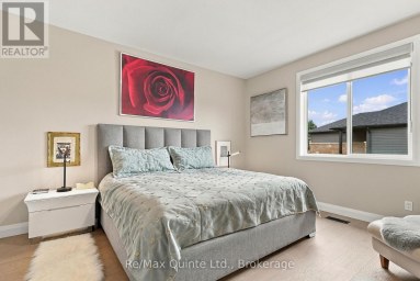 61 HASTINGS PARK DRIVE Belleville (Belleville Ward) Ontario photo 24