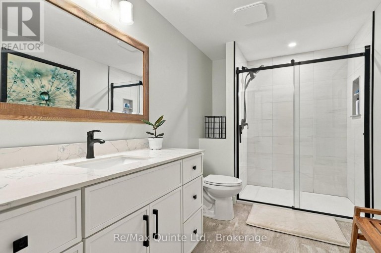 61 HASTINGS PARK DRIVE, Belleville (Belleville Ward), Ontario, K8P0H7
