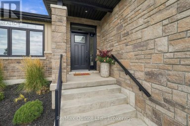 61 HASTINGS PARK DRIVE Belleville (Belleville Ward) Ontario photo 6
