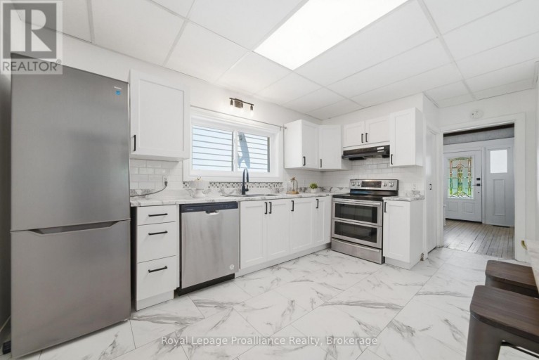 82 MARMORA STREET, Quinte West (Trenton Ward), Ontario, K8V2J1
