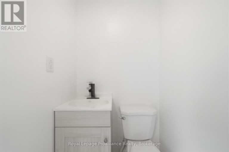 82 MARMORA STREET, Quinte West (Trenton Ward), Ontario, K8V2J1