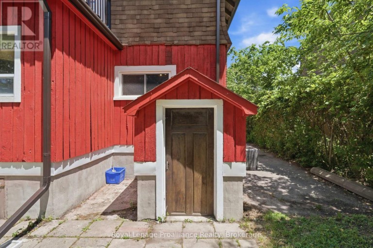 82 MARMORA STREET, Quinte West (Trenton Ward), Ontario, K8V2J1