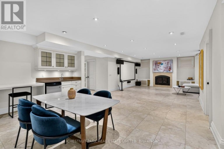 179 YONGE BOULEVARD, Toronto (Bedford Park-Nortown), Ontario, M5M3H5