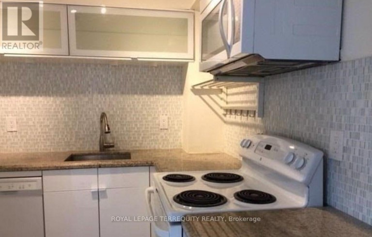 524 - 95 PRINCE ARTHUR AVENUE, Toronto (Annex), Ontario, M5R3P6