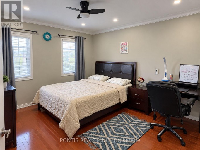145 HARRONGATE PLACE, Whitby (Taunton North), Ontario, L1R3E6