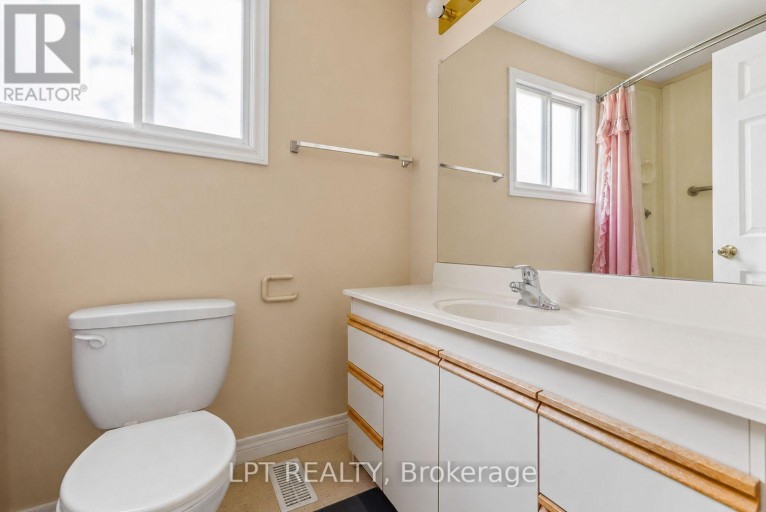 204A THE QUEENSWAY S, Georgina (Keswick North), Ontario, L4P2A6