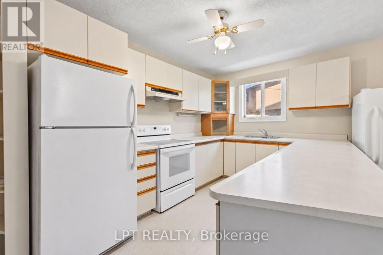 204A THE QUEENSWAY S, Georgina (Keswick North), Ontario, L4P2A6